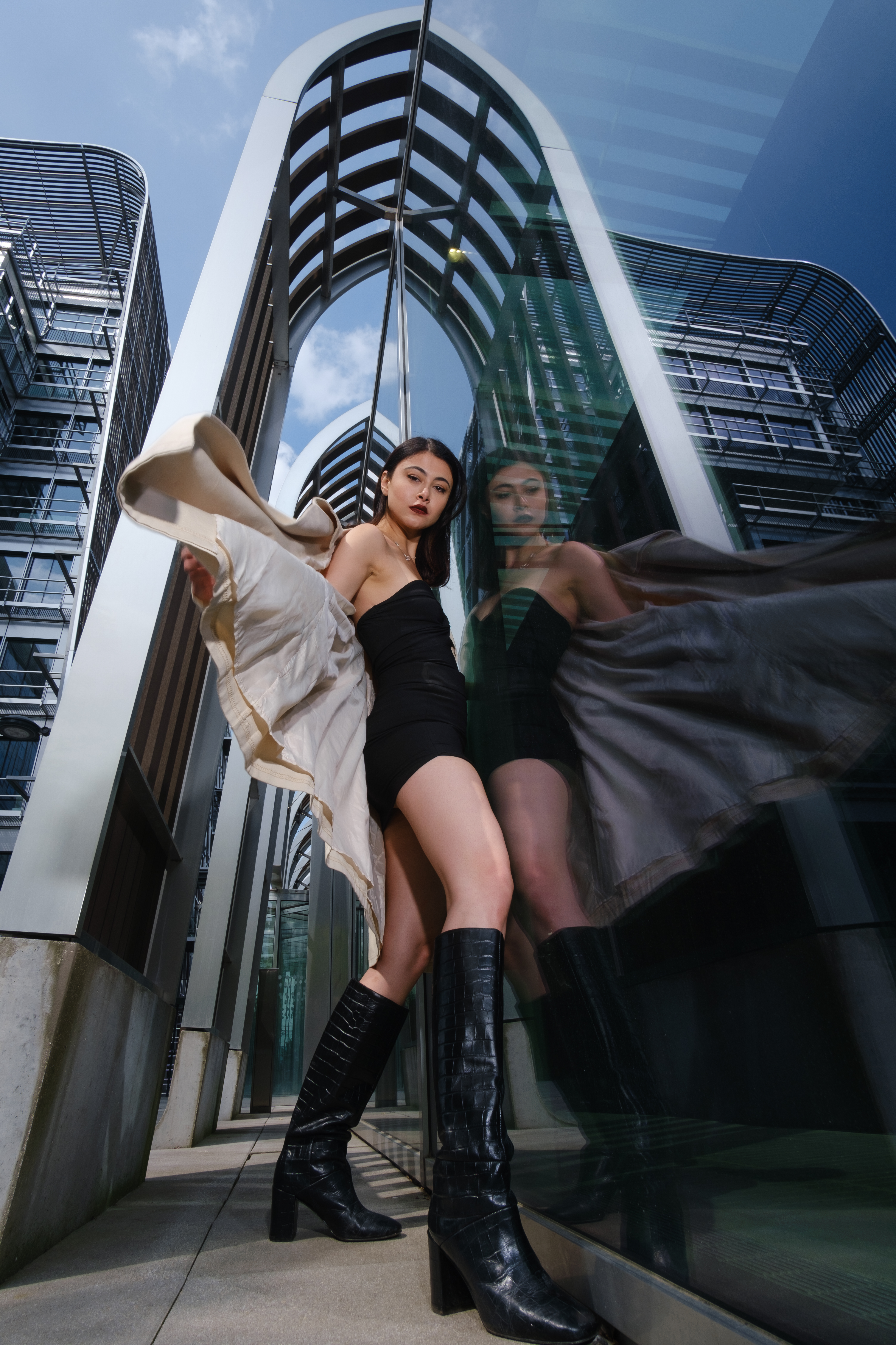 Portrait couleur de Pascale, photographie de mode et d’art par Michel Rouabah.